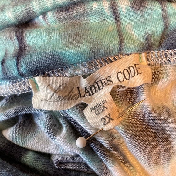 👻Ladies Code 2X Maxi Skirt - Picture 4 of 4